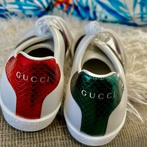 Gucci women sneakers new original package is not included.